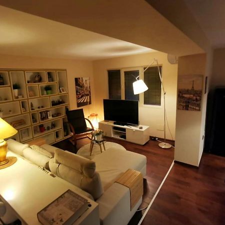 The Cozy Flat Apartment Tirana Bagian luar foto