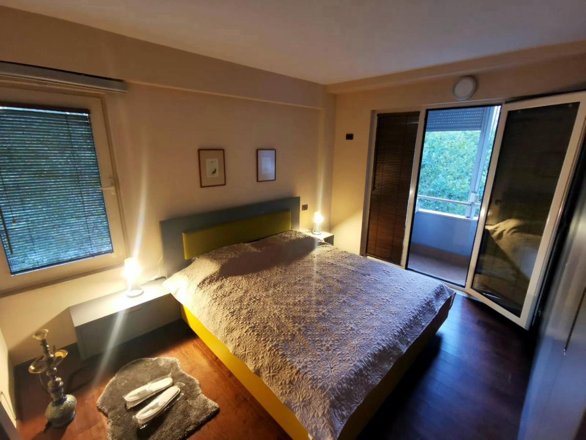 The Cozy Flat Apartment Tirana Bagian luar foto